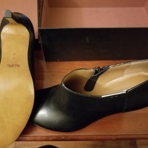 Seneca Glazed Leather Bootie